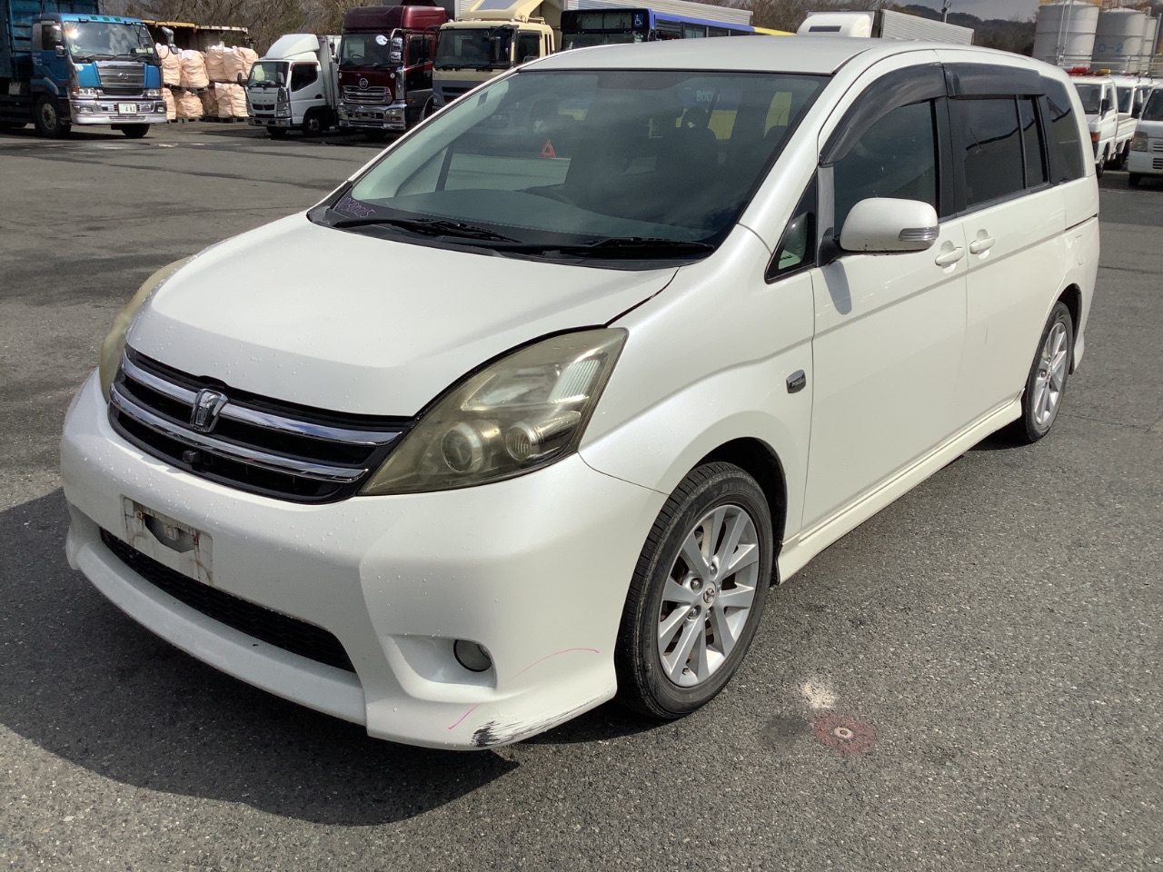TOYOTA Isis Ref:SP380215 2/20